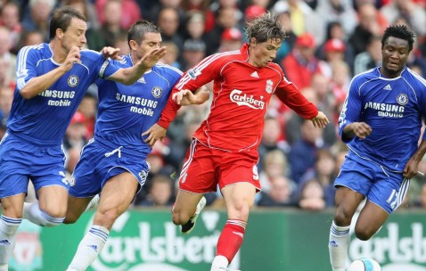 世界杯赛事报道-冰球战术板与药箱之间，加拿大男足的世界杯双重突围